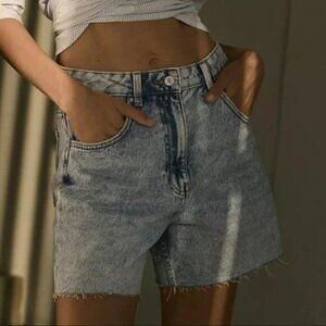 NWT Zara | High-Rise Dad Jean Shorts